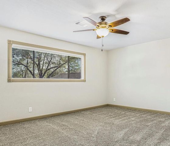 4410 Tc Jester Boulevard 13, Houston, TX 77018