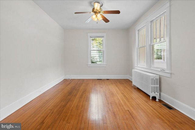 4805 CALVERT RD, College Park, MD 20740