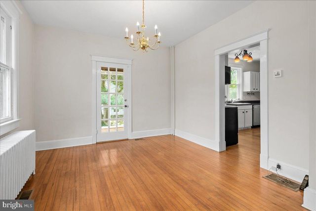 4805 CALVERT RD, College Park, MD 20740