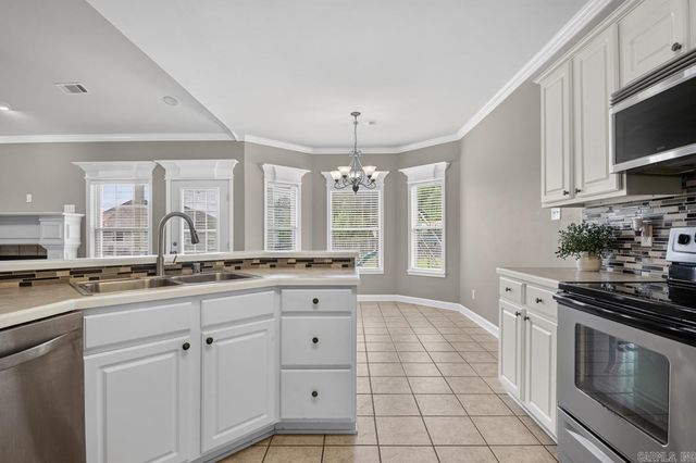 13601 Dynasty Drive, Shannon Hills, AR 72002