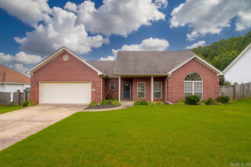 13601 Dynasty Drive, Shannon Hills, AR 72002