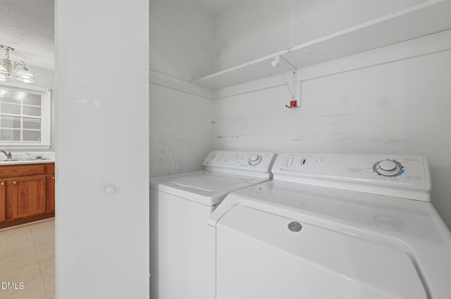 1402 E Lenoir Street, Raleigh, NC 27610