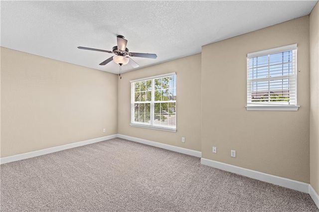 3850 NW 94th Street, Kansas City, MO 64154