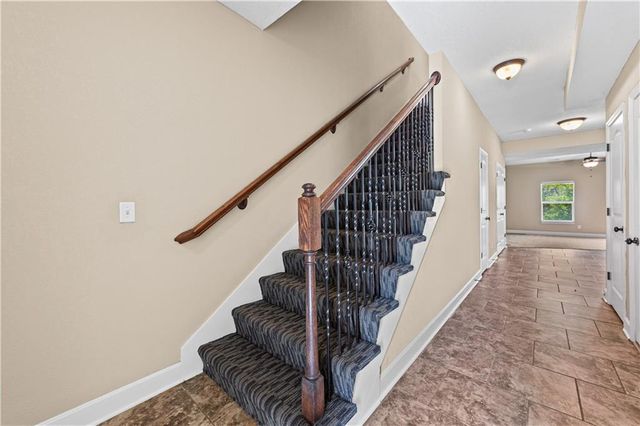 3850 NW 94th Street, Kansas City, MO 64154