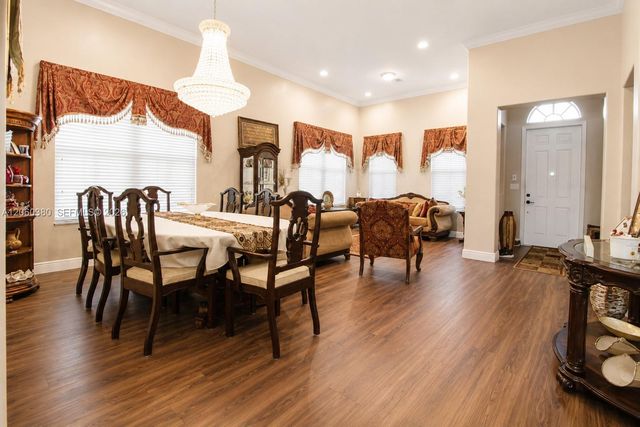 8514 NW 37th Court, Cooper City, FL 33024