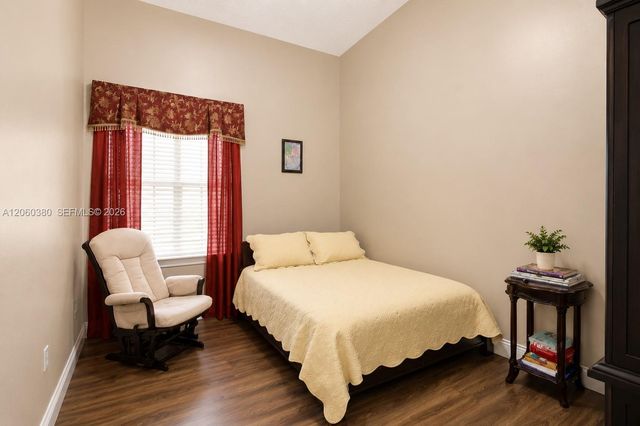 8514 NW 37th Court, Cooper City, FL 33024