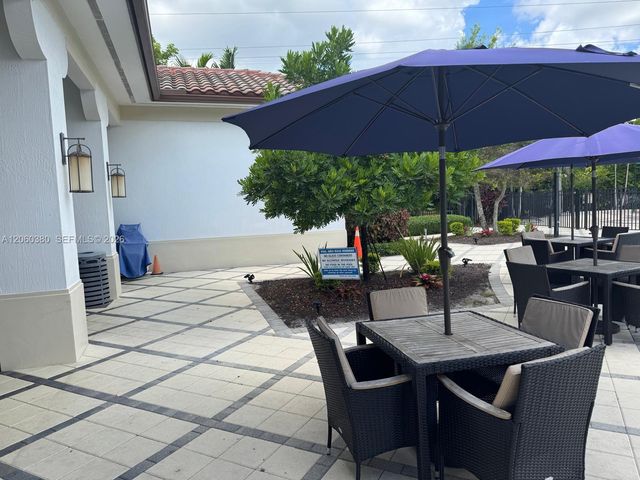 8514 NW 37th Court, Cooper City, FL 33024