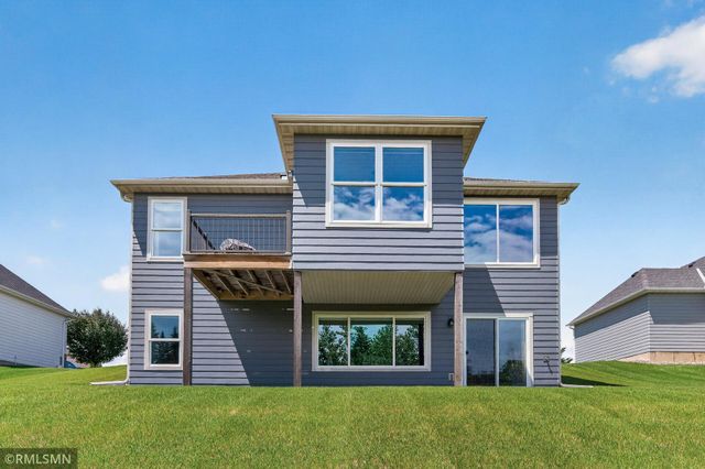 1144 Pine Hill Lane, White Bear Twp, MN 55127