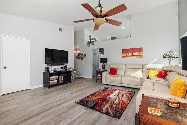 1688 Avenida Oceano, Oceanside, CA 92056