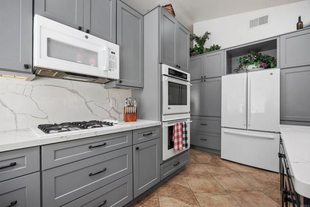 1688 Avenida Oceano, Oceanside, CA 92056