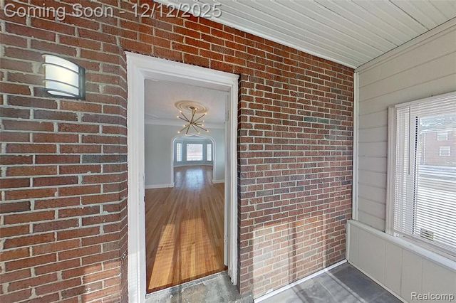 8401 W 7 Mile Road, Detroit, MI 48221