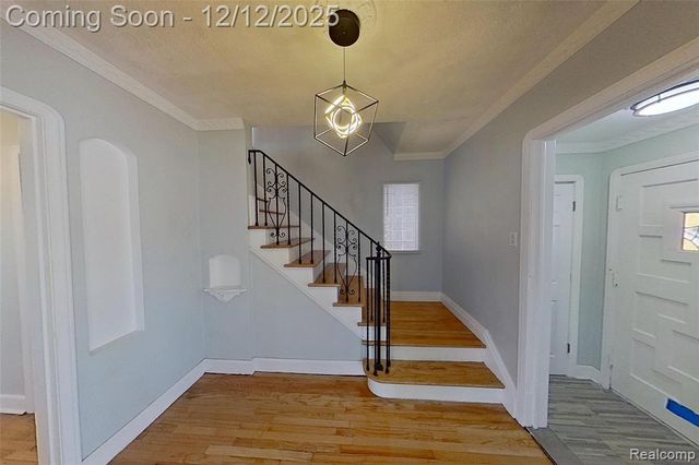 8401 W 7 Mile Road, Detroit, MI 48221