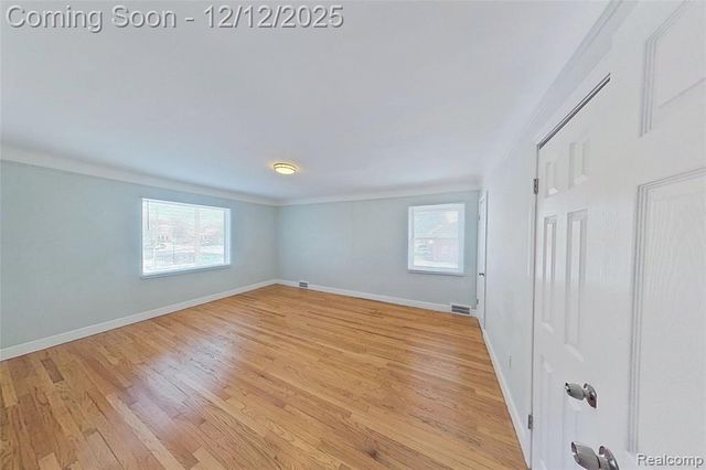 8401 W 7 Mile Road, Detroit, MI 48221