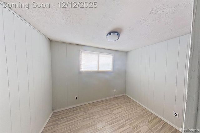 8401 W 7 Mile Road, Detroit, MI 48221