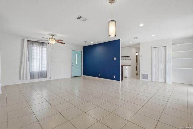 110 MAPLE VLY, San Antonio, TX 78227