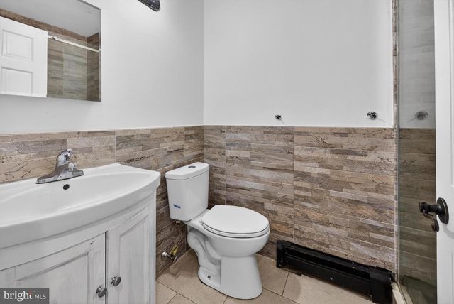 27 REEVES STATION RD, Medford, NJ 08055