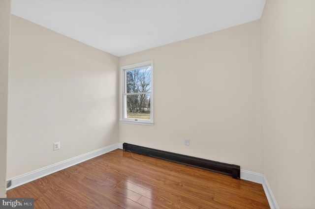 27 REEVES STATION RD, Medford, NJ 08055