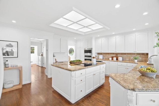 2619 Lindentree Lane, Santa Clara, CA 95051