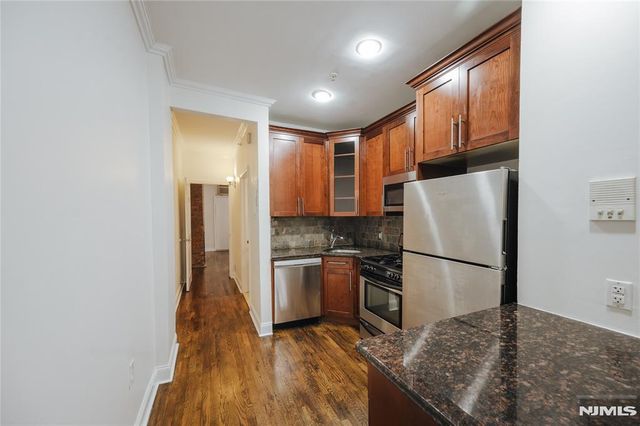 204 Washington Street 2A, Jersey City, NJ 07302