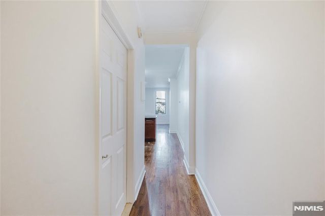 204 Washington Street 2A, Jersey City, NJ 07302