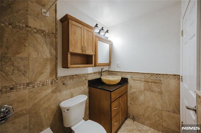 204 Washington Street 2A, Jersey City, NJ 07302