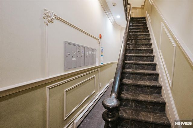 204 Washington Street 2A, Jersey City, NJ 07302