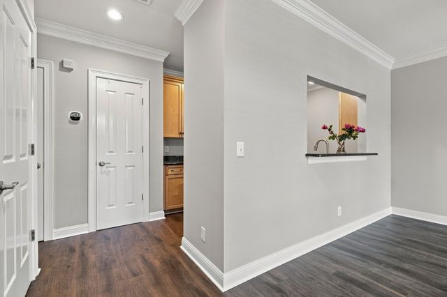 4216 Hillsboro Pike, Nashville, TN 37215