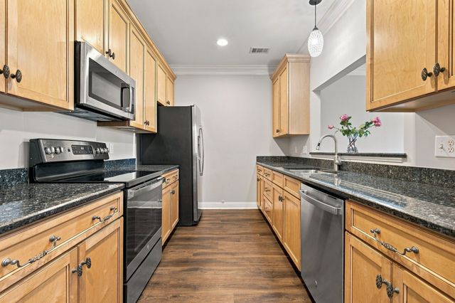 4216 Hillsboro Pike, Nashville, TN 37215