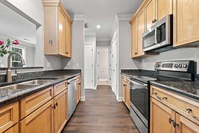 4216 Hillsboro Pike, Nashville, TN 37215