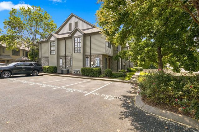 4216 Hillsboro Pike, Nashville, TN 37215