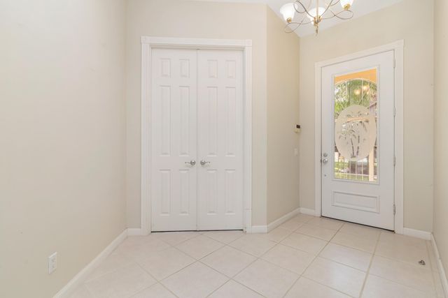 150 Euphrates Circle, Palm Beach Gardens, FL 33410