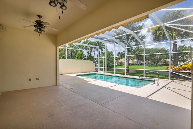 150 Euphrates Circle, Palm Beach Gardens, FL 33410