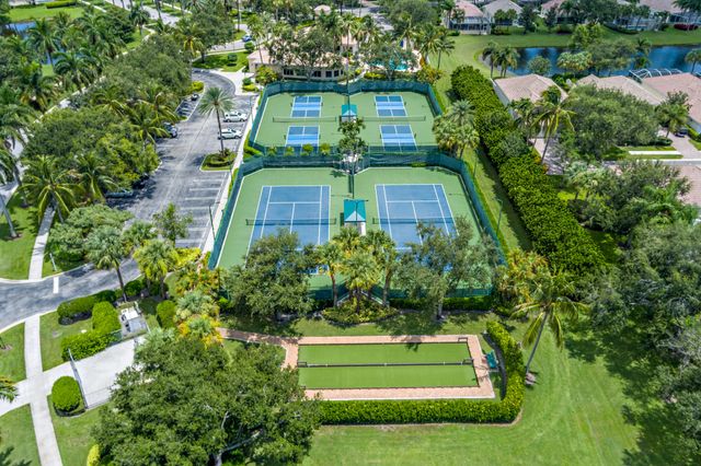150 Euphrates Circle, Palm Beach Gardens, FL 33410