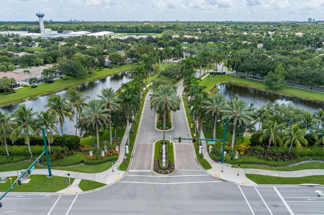 150 Euphrates Circle, Palm Beach Gardens, FL 33410