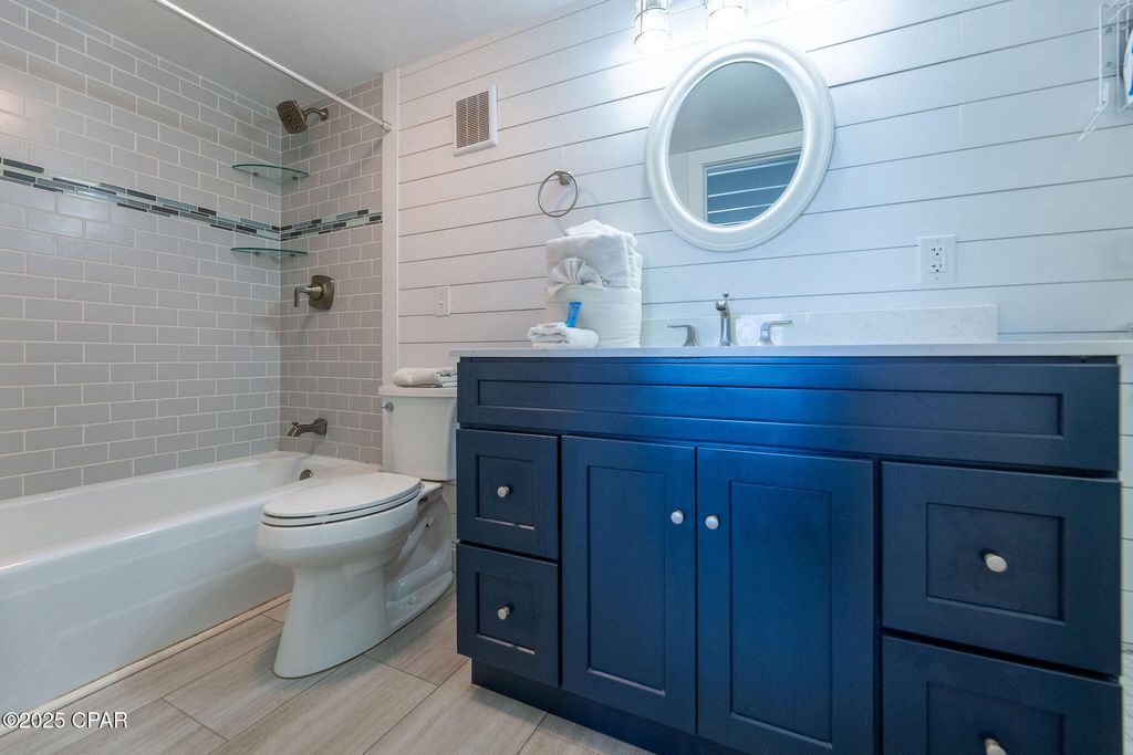 Image 11 of property listing at 14401 Front Beach Road 423, Panama City Beach, FL 32413