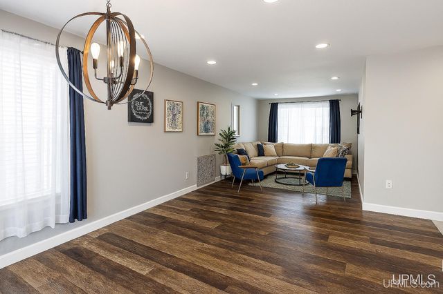 513 S 32nd Street, Escanaba, MI 49829