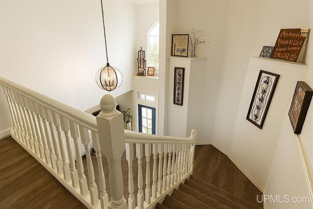 513 S 32nd Street, Escanaba, MI 49829