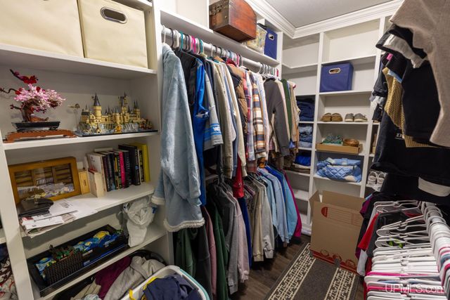 513 S 32nd Street, Escanaba, MI 49829