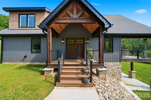 8788 Donald Barrier Street, Newland, NC 28657