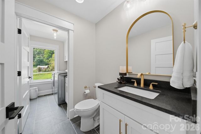 8788 Donald Barrier Street, Newland, NC 28657