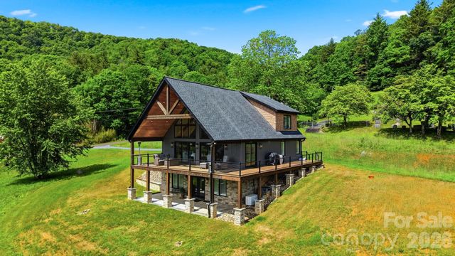 8788 Donald Barrier Street, Newland, NC 28657