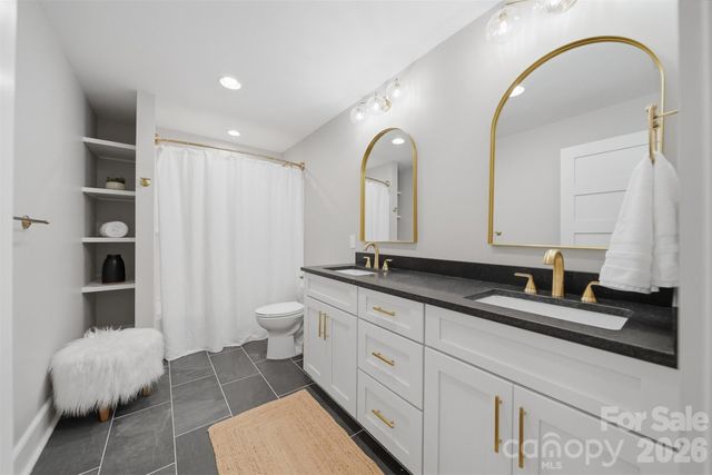 8788 Donald Barrier Street, Newland, NC 28657