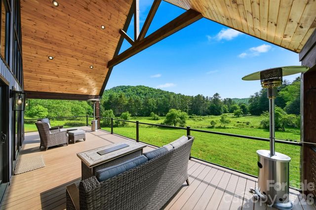 8788 Donald Barrier Street, Newland, NC 28657