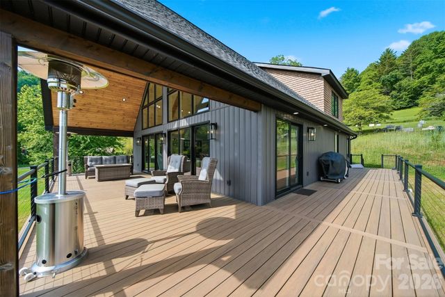 8788 Donald Barrier Street, Newland, NC 28657
