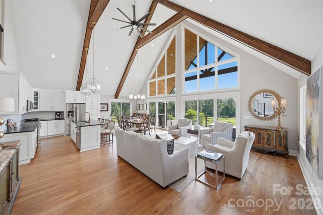 8788 Donald Barrier Street, Newland, NC 28657