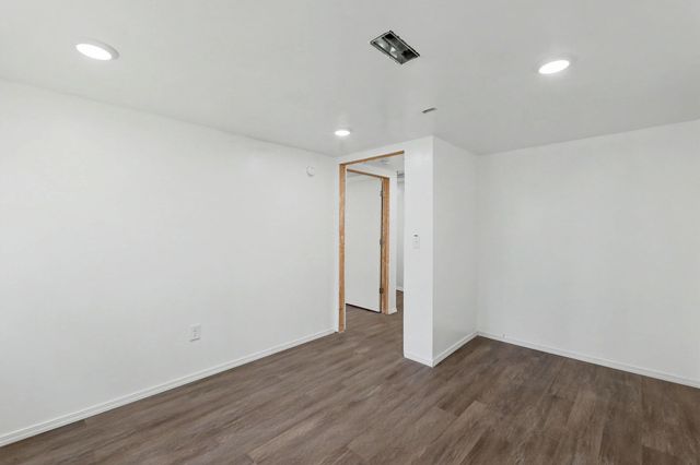 8026 E Morningside St, Wichita, KS 67207