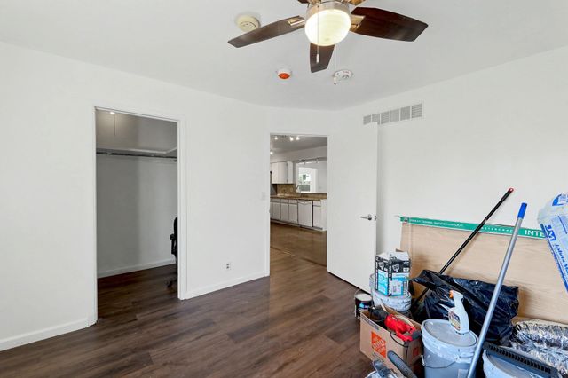 8026 E Morningside St, Wichita, KS 67207