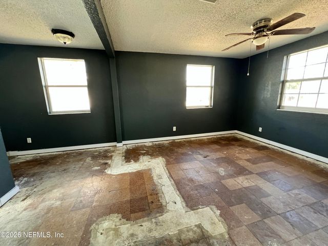 11310 VERA Drive, Jacksonville, FL 32218