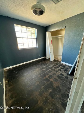 11310 VERA Drive, Jacksonville, FL 32218