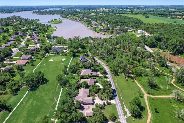 104 Kiowa Drive N, Gainesville, TX 76240